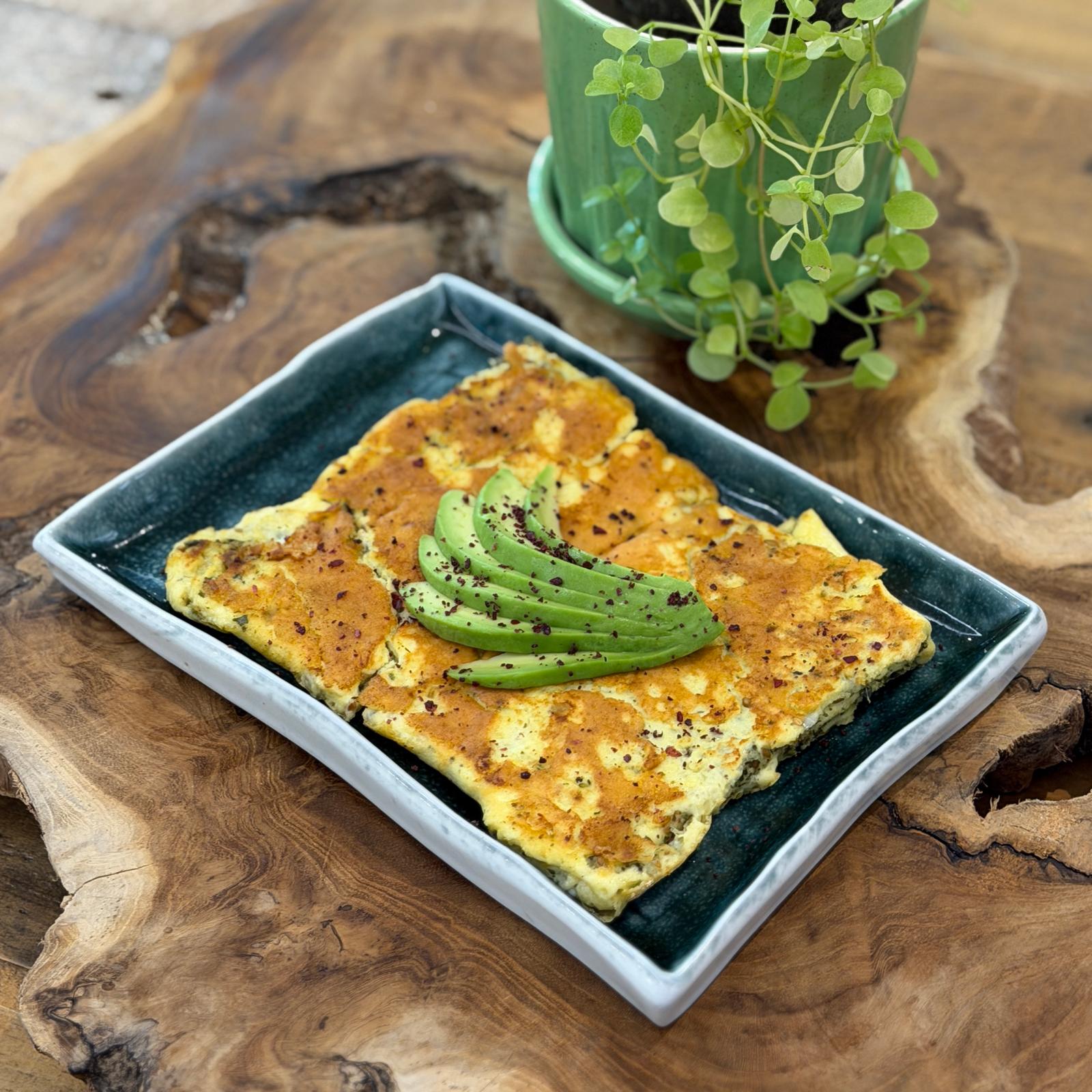 Zaatar & Cottage Cheese Omelette