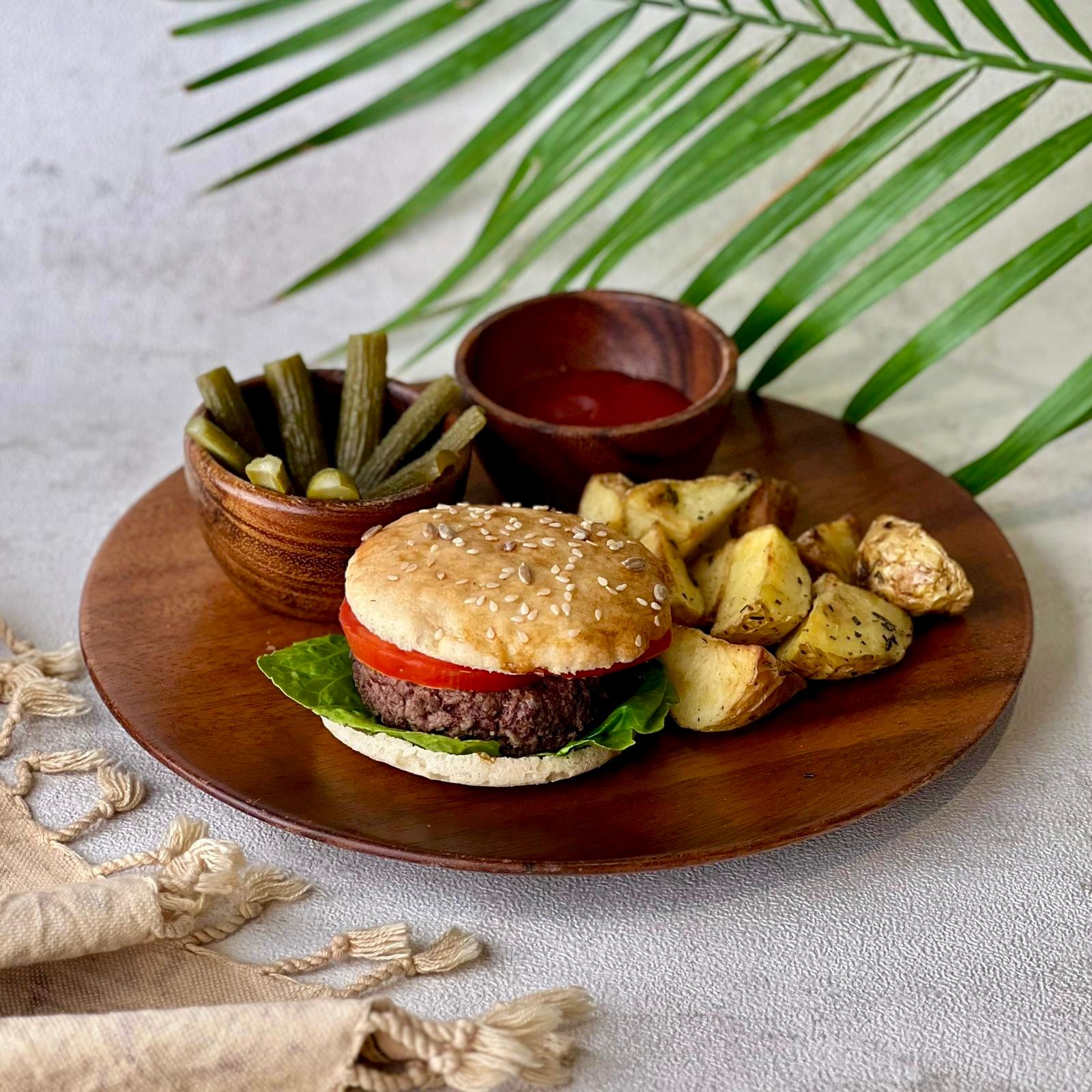 Beef Burger With Roasted Potato