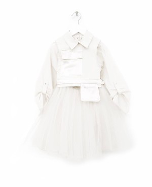 White skirtset
