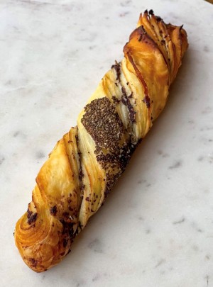 Olive Tapenade & Chia Twist