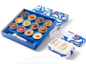 1 Dozen Mix Molten With 2 Box Ice Cream