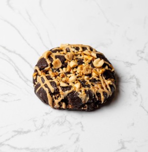Chunky Choco-Peanut Cookie