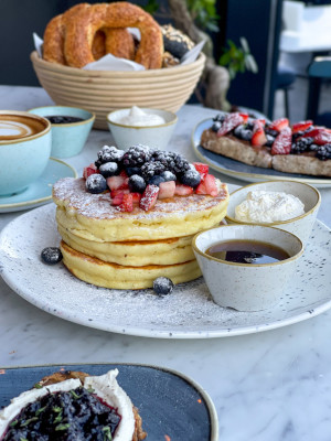 Pancakes with Maple syrup and berries