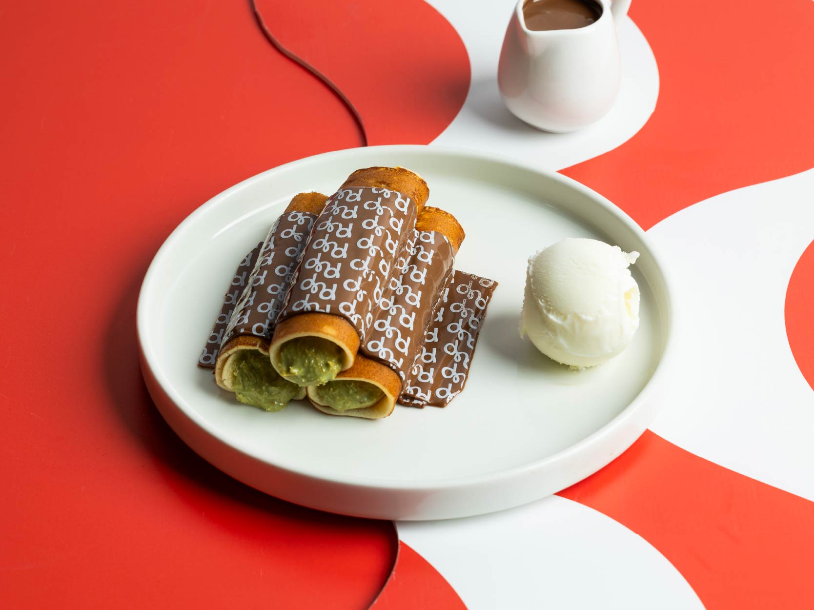 Pistachio kunafa crepe roll